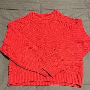 Universal Thread Vibrant Red Crew Neck Sweater